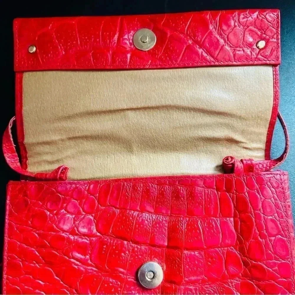 Paola Del Lungo Made In Italy Croc Embossed Red Leather Crossbody